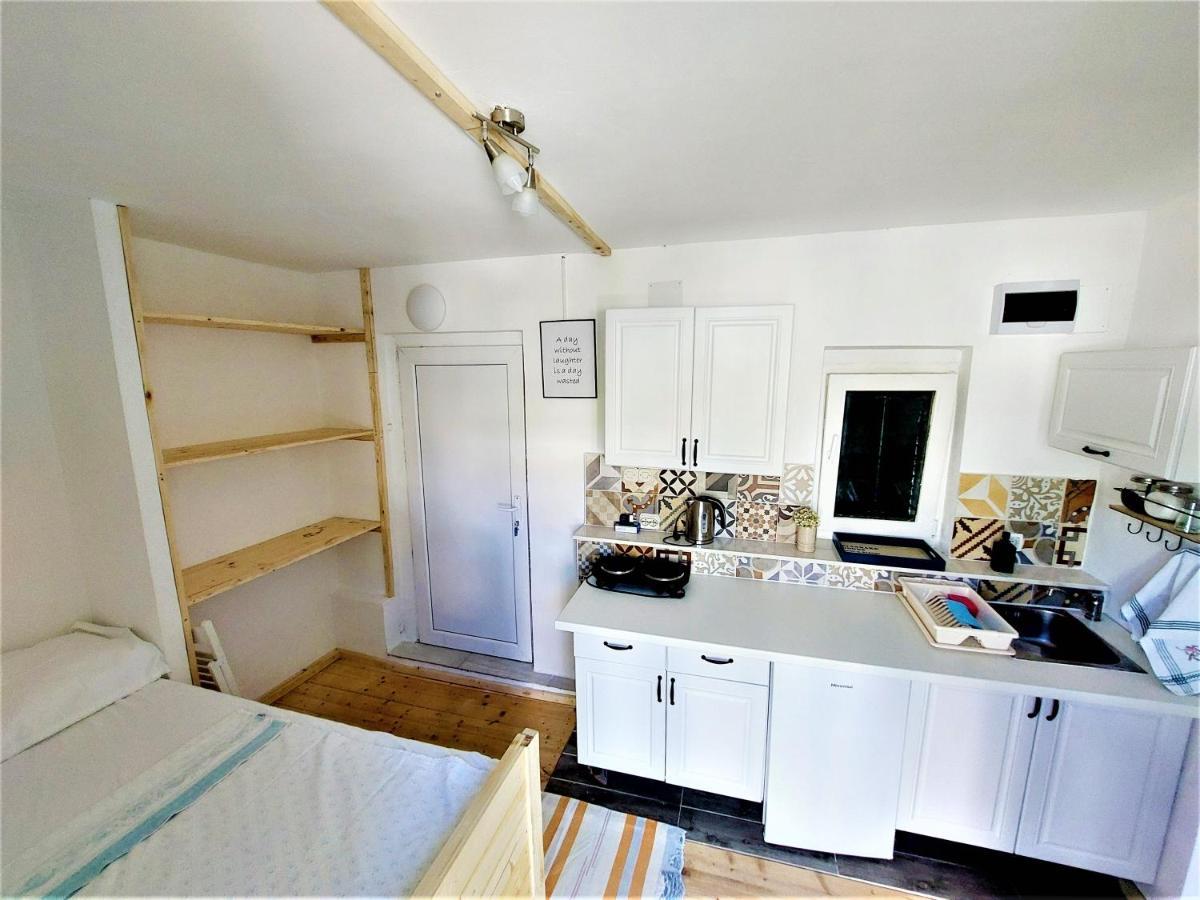 Studio Apartment Murter Center Exterior foto